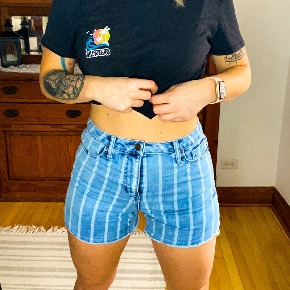 High rise striped shorts